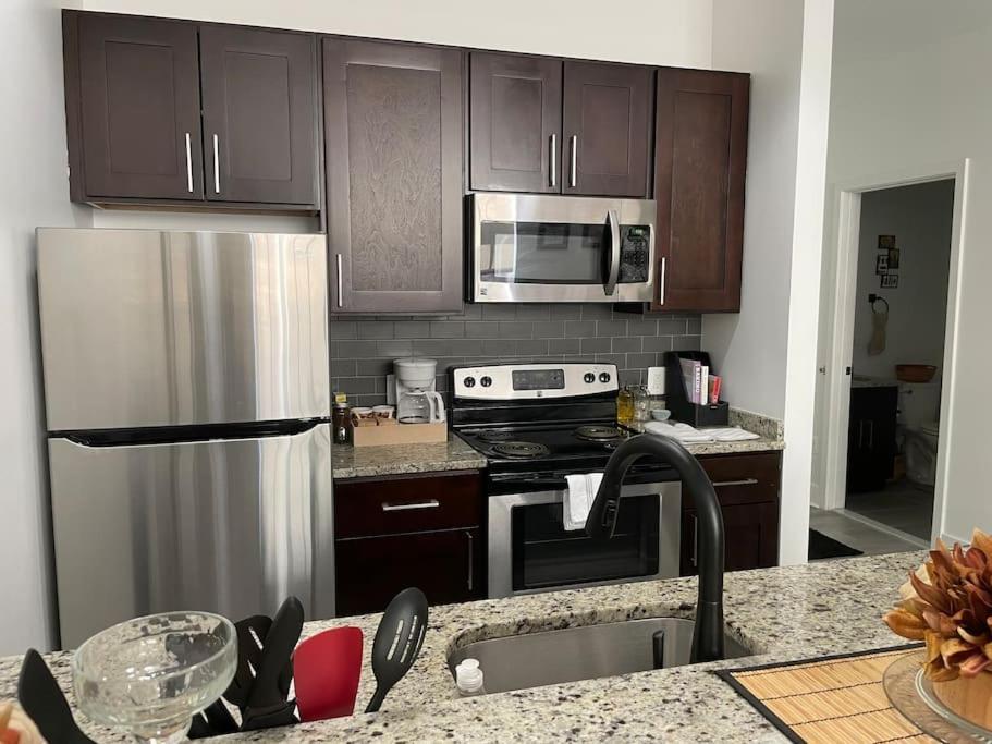 Cozy, High Rise, Large Studio Facing Downtown . Daire Baltimore Dış mekan fotoğraf